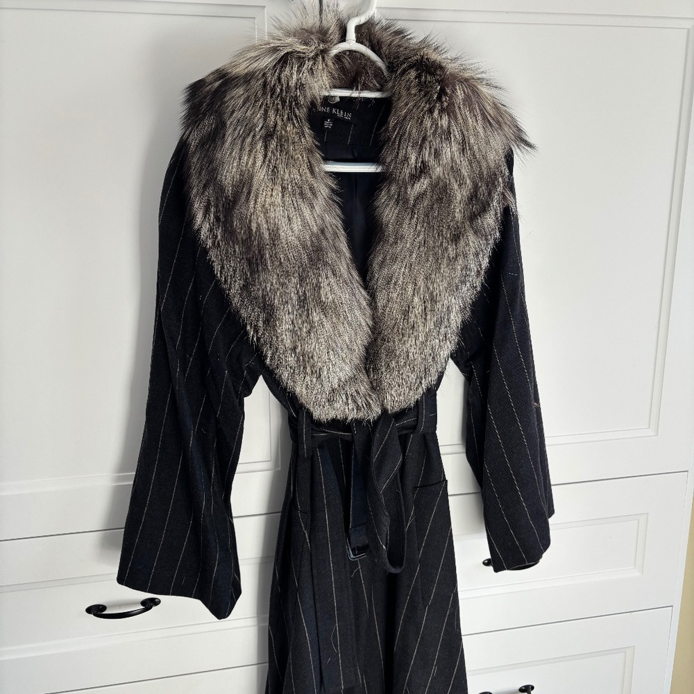 Anne Klein New York Wool Dress Coat with Real Fox Fur detachable collar